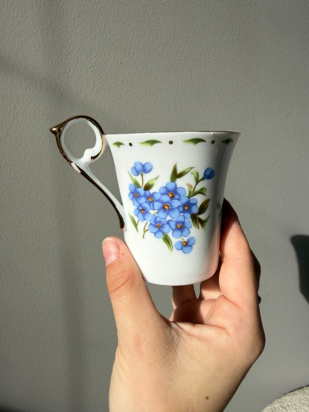 3/$30 🌟 Vintage July Floral Teacup & Saucer Set – Gold Trim Blue Forget-Me-Nots - Picture 8 of 12